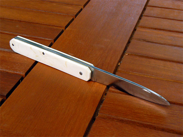 couteau pliant traditionnel